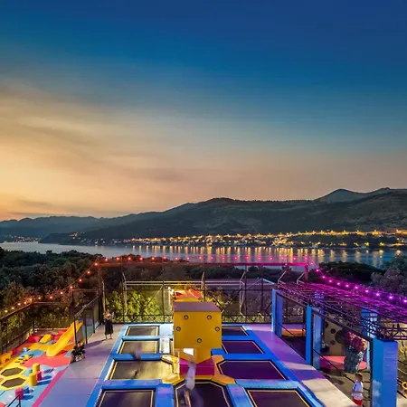 Hotel Club Sunny By Valamar 3*