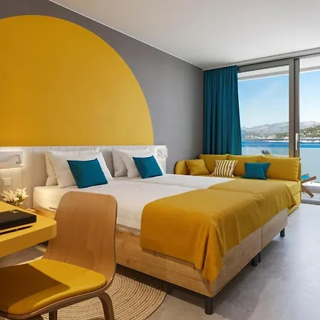 Sunny By Valamar Hotel 3*