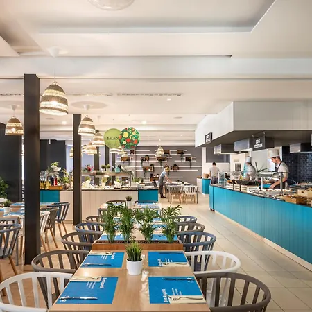 Hotel Sunny By Valamar 3*