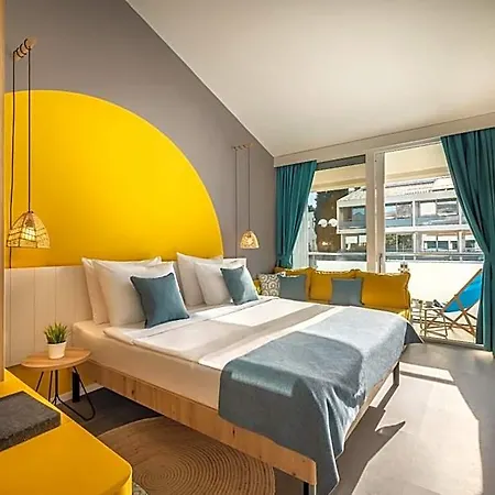 Hotel Sunny By Valamar 3*