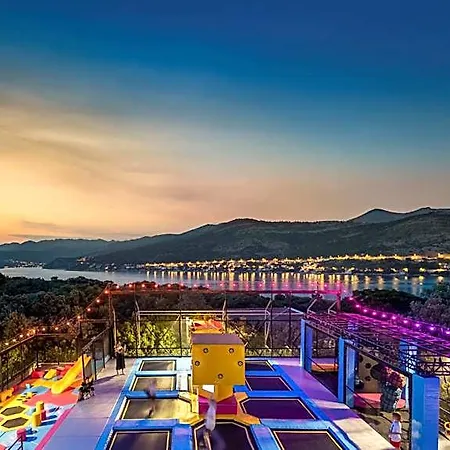 Sunny By Valamar Hotel