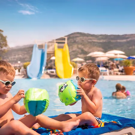 Sunny By Valamar Hotel