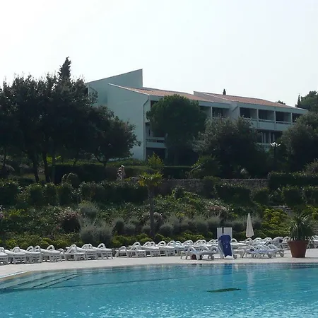Hotel Sunny By Valamar