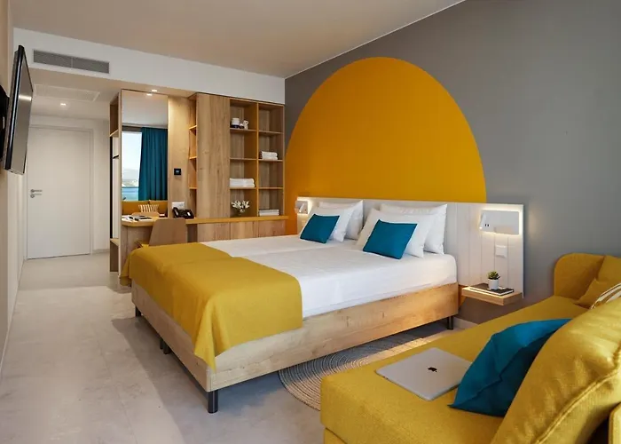 Sunny By Valamar Hotel 3*