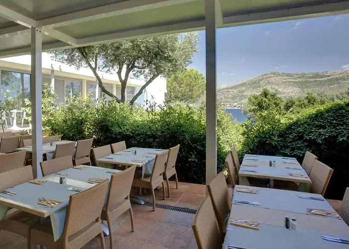 Sunny By Valamar Hotel