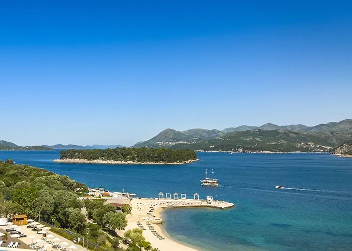 Sunny By Valamar Hotel 3*