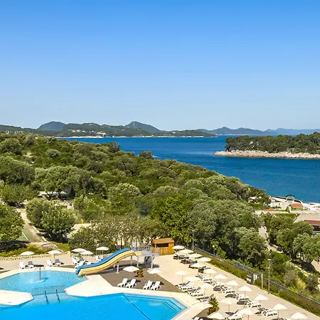 Отель Sunny By Valamar 3*
