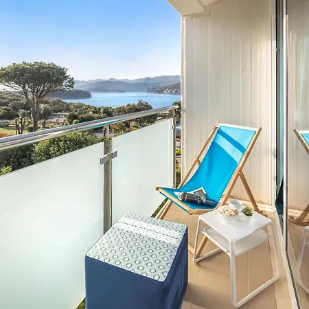 Sunny By Valamar Hotel