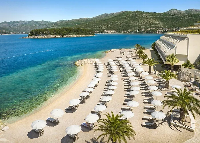 Hotel Sunny By Valamar 3*